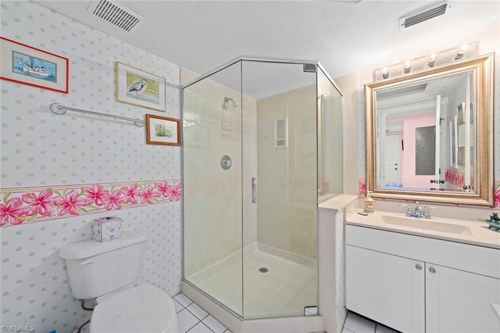 2162 Egret CIR, SANIBEL FL 33957-23