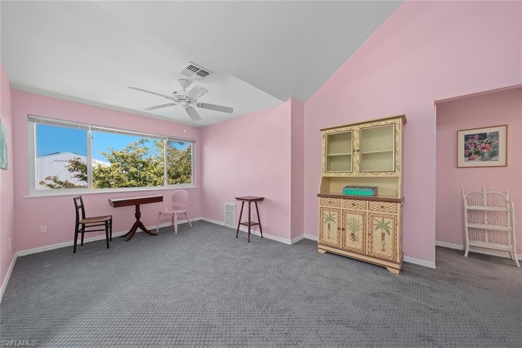 2162 Egret CIR, SANIBEL FL 33957-28