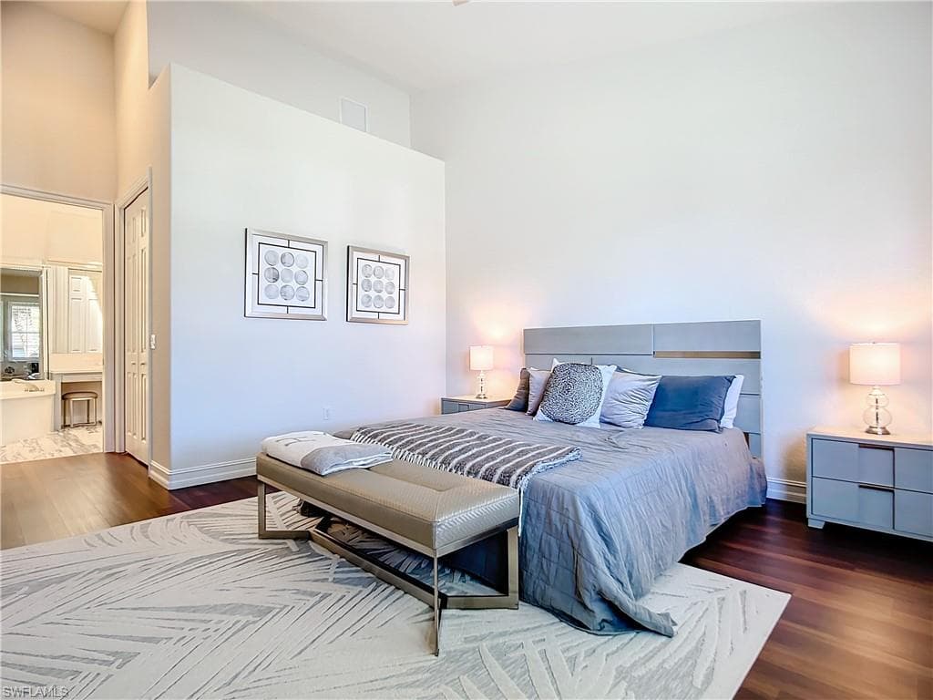 4752 STRATFORD CT # 1404, NAPLES FL 34105-25