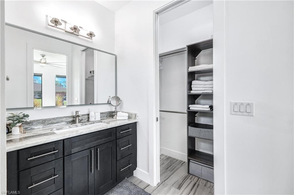 4634 Catalina LN, BONITA SPRINGS FL 34134-13