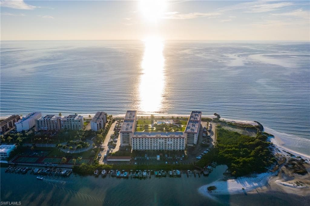 25710 Hickory BLVD # 408, BONITA SPRINGS FL 34134-40