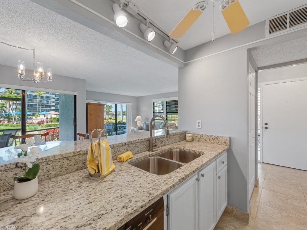645 Seaview CT # K2, MARCO ISLAND FL 34145-6
