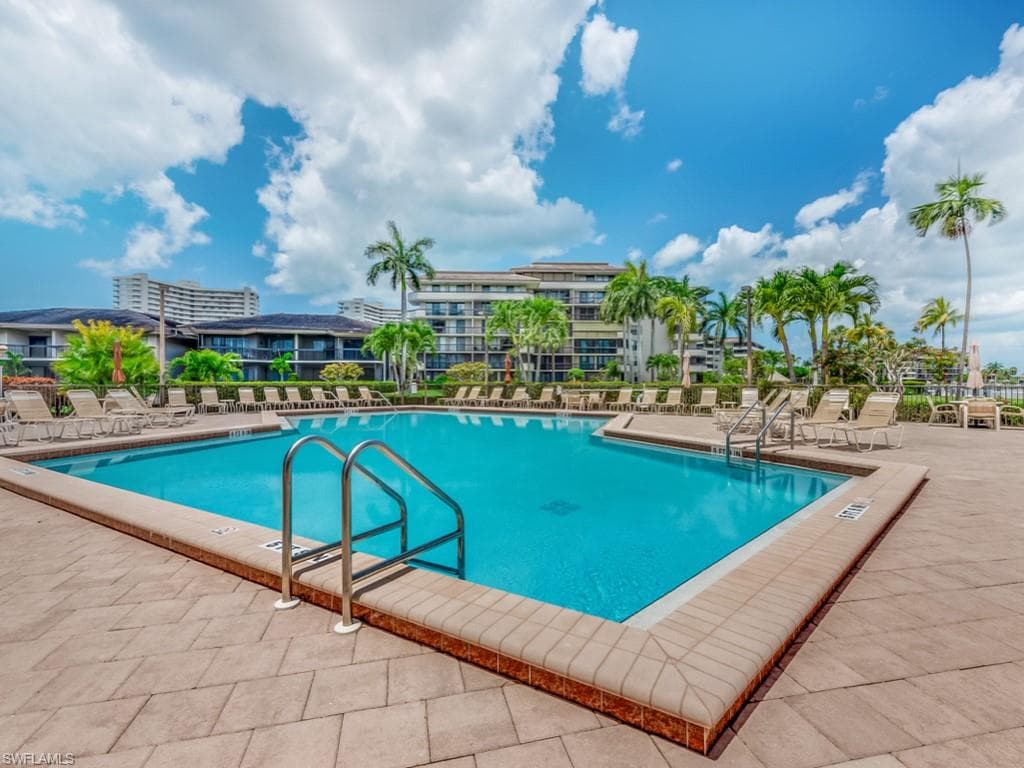 645 Seaview CT # K2, MARCO ISLAND FL 34145-13