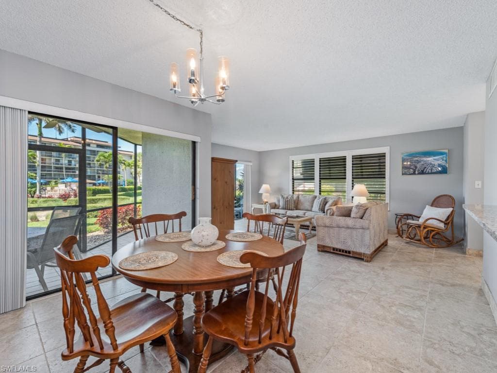 645 Seaview CT # K2, MARCO ISLAND FL 34145-7