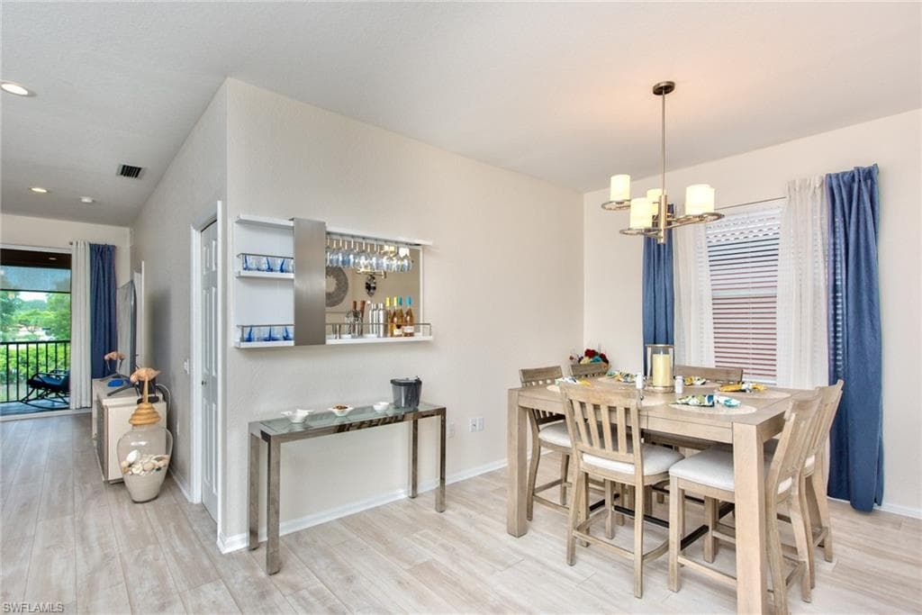 10045 Heather LN # 204, NAPLES FL 34119-8