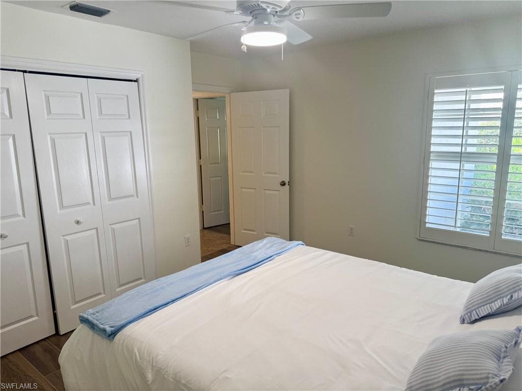 4907 Europa DR, NAPLES FL 34105-18