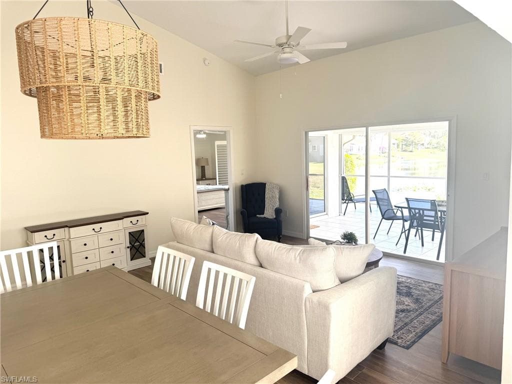 4907 Europa DR, NAPLES FL 34105-28