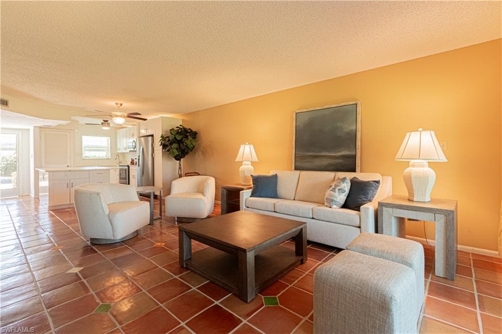 325 Charlemagne BLVD # A108, NAPLES FL 34112-15