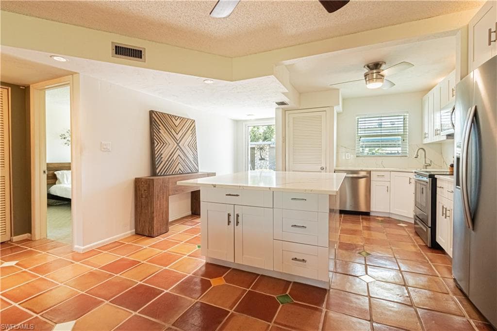 325 Charlemagne BLVD # A108, NAPLES FL 34112-4