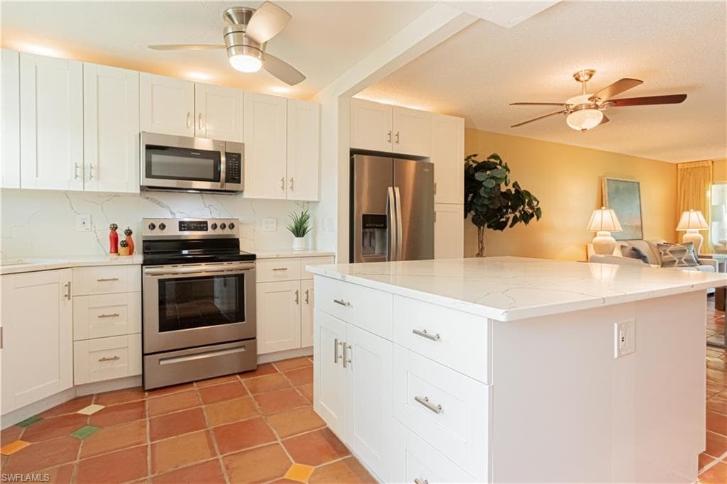 325 Charlemagne BLVD # A108, NAPLES FL 34112-8