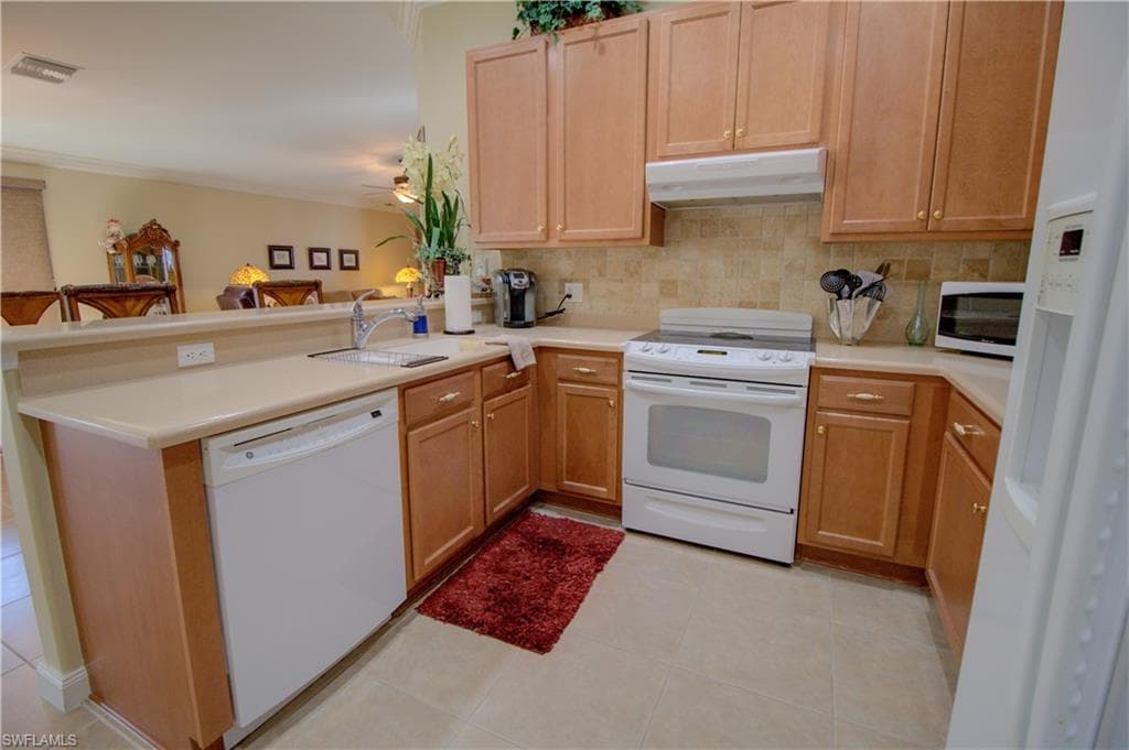 8685 Erice CT, NAPLES FL 34114-15