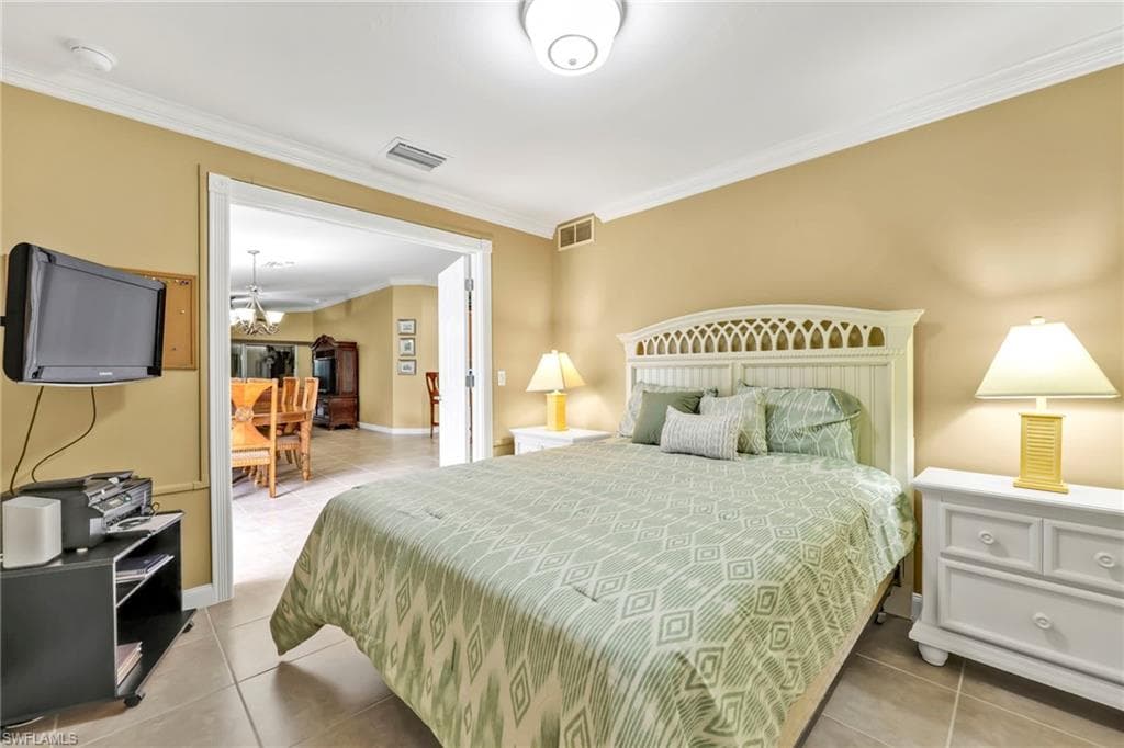 8685 Erice CT, NAPLES FL 34114-23