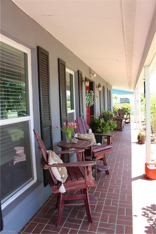 1605 Oakley AVE, FORT MYERS FL 33901-8