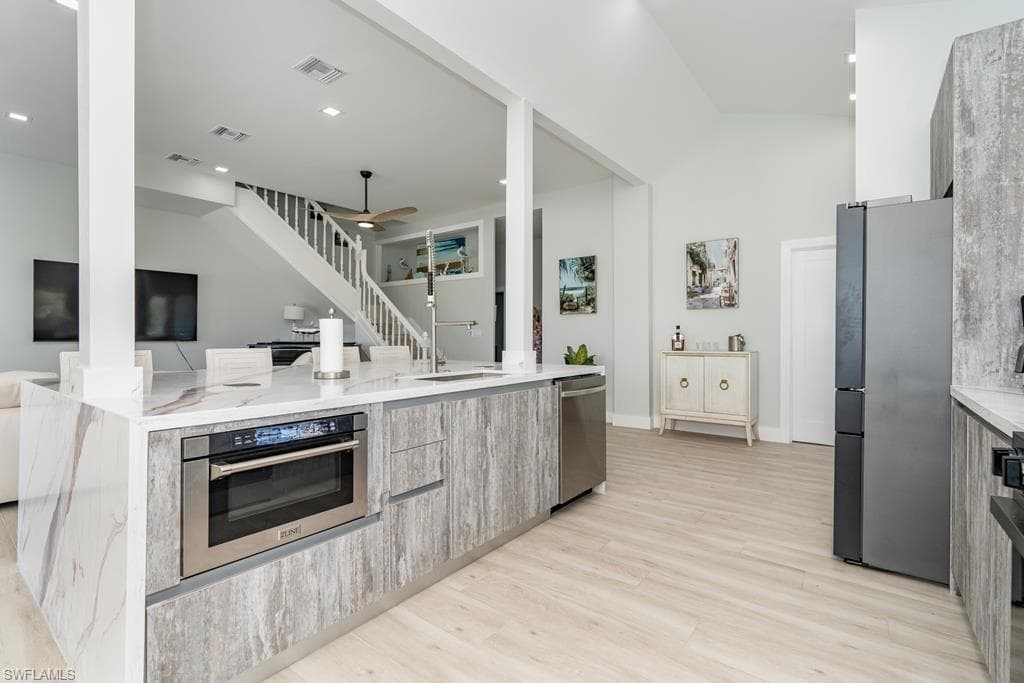 10440 Yacht Basin DR, PLACIDA FL 33946-5