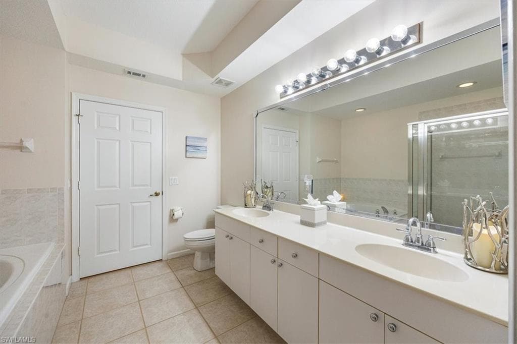 7099 Pond Cypress CT # 102, NAPLES FL 34109-21