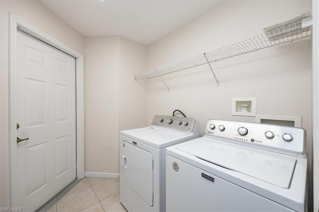 7099 Pond Cypress CT # 102, NAPLES FL 34109-23