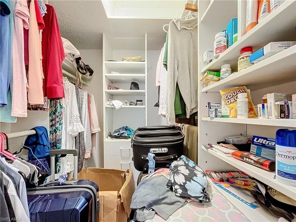 20225 NE 34th CT, MIAMI FL 33180-48