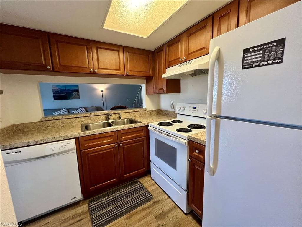 3370 Yukon CIR # 3, FORT MYERS FL 33907-13