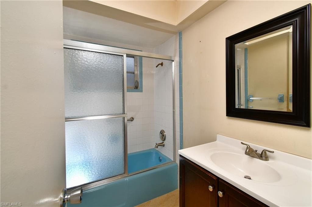 9 Park Lane CIR, LEHIGH ACRES FL 33936-22