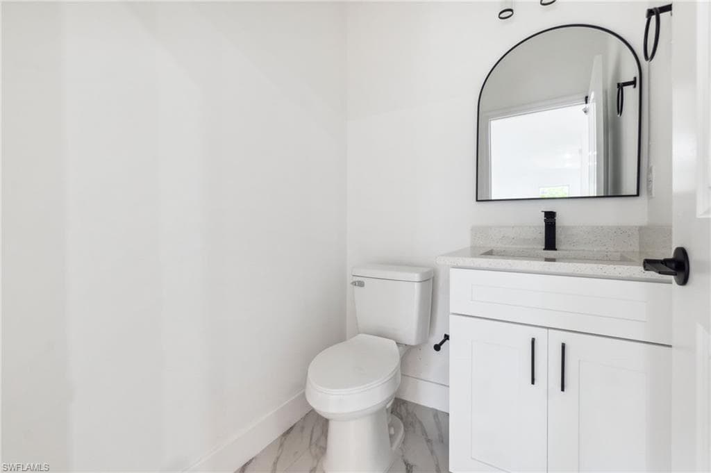 8 Cleat CT, PLACIDA FL 33946-8