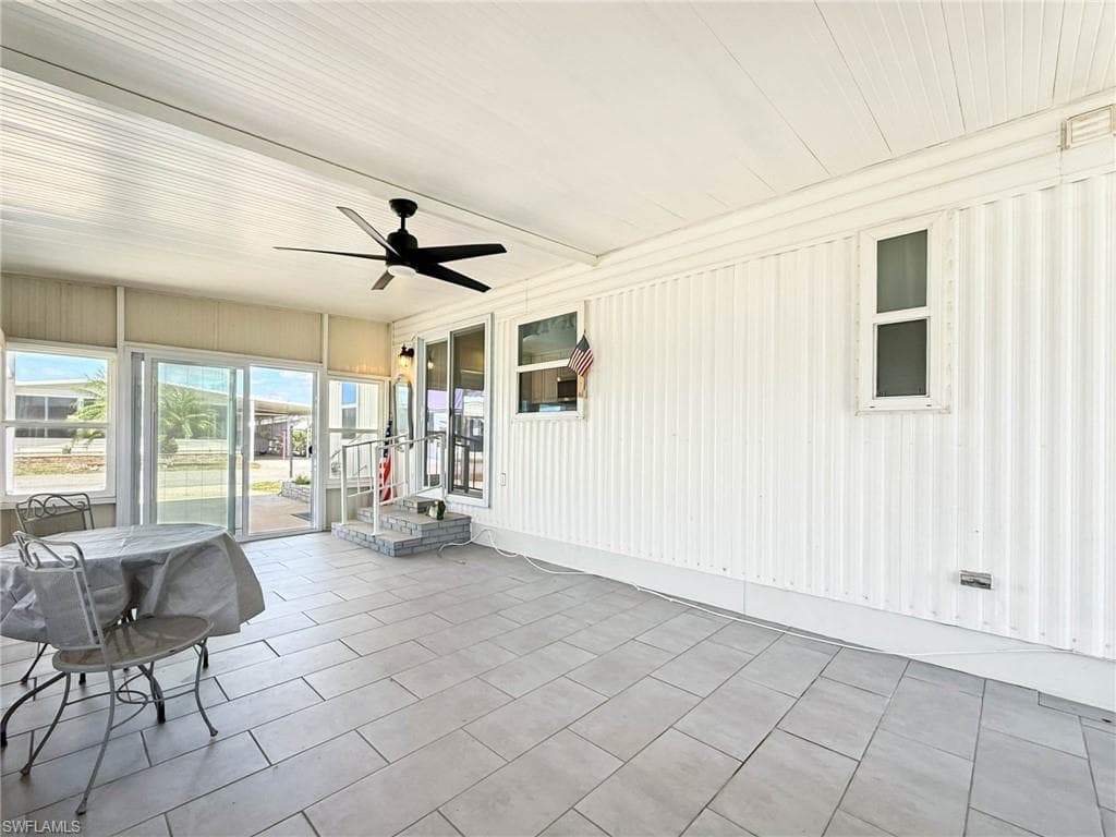 3388 Rainbow LN, NORTH FORT MYERS FL 33903-25