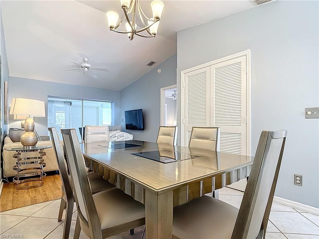 1025 Mainsail DR # 215, NAPLES FL 34114-4