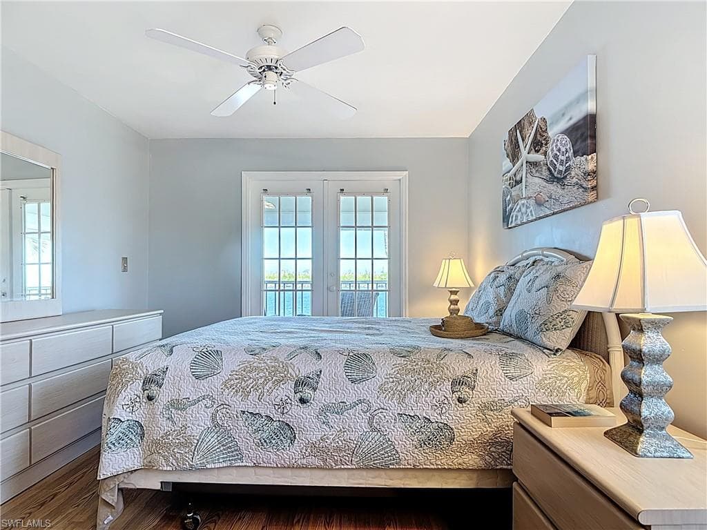 1025 Mainsail DR # 215, NAPLES FL 34114-17