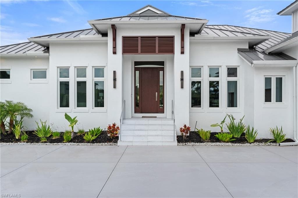 12601 Apopka CT, NORTH FORT MYERS FL 33903-11