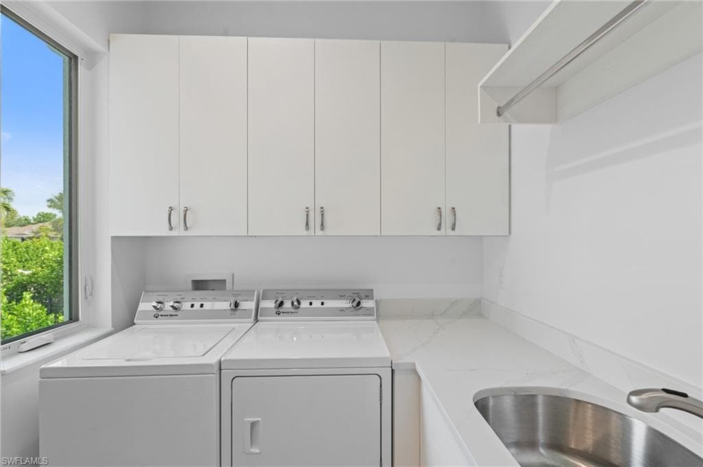 12601 Apopka CT, NORTH FORT MYERS FL 33903-38