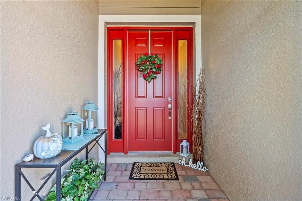 3117 Amadora CIR, CAPE CORAL FL 33909-2