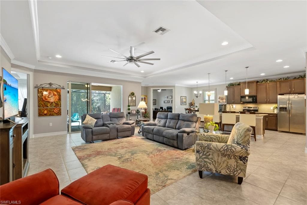 3117 Amadora CIR, CAPE CORAL FL 33909-4