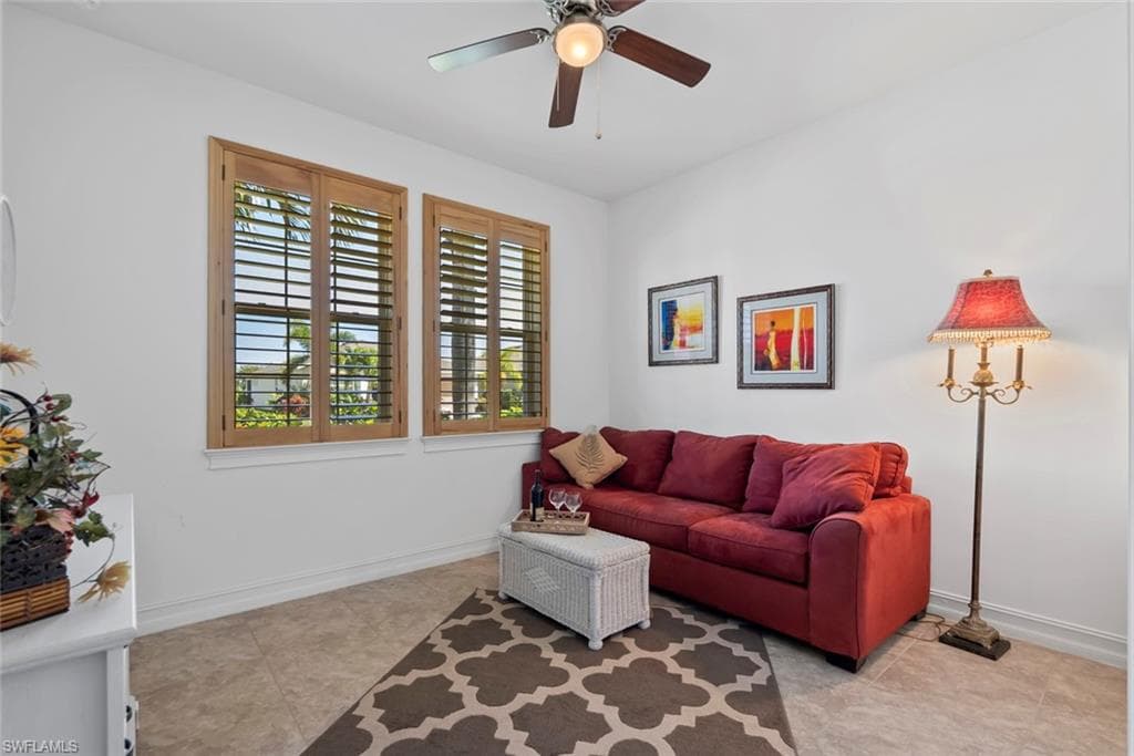 3117 Amadora CIR, CAPE CORAL FL 33909-18