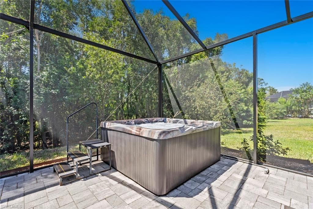 3117 Amadora CIR, CAPE CORAL FL 33909-24