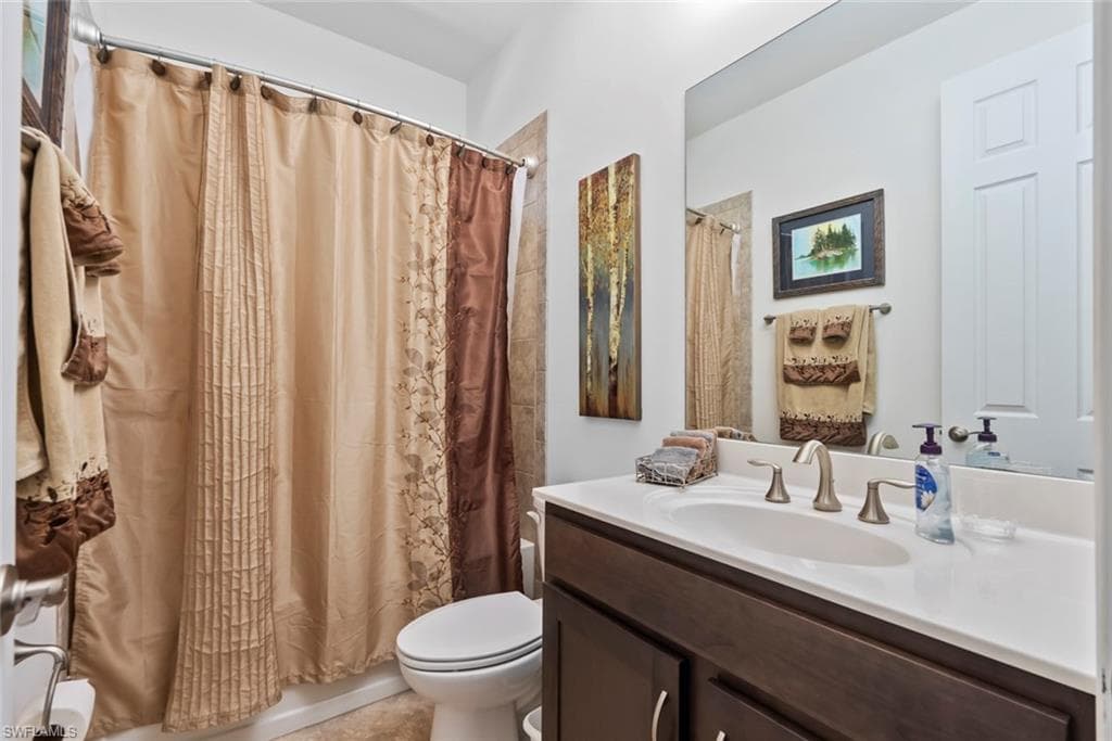 3117 Amadora CIR, CAPE CORAL FL 33909-20