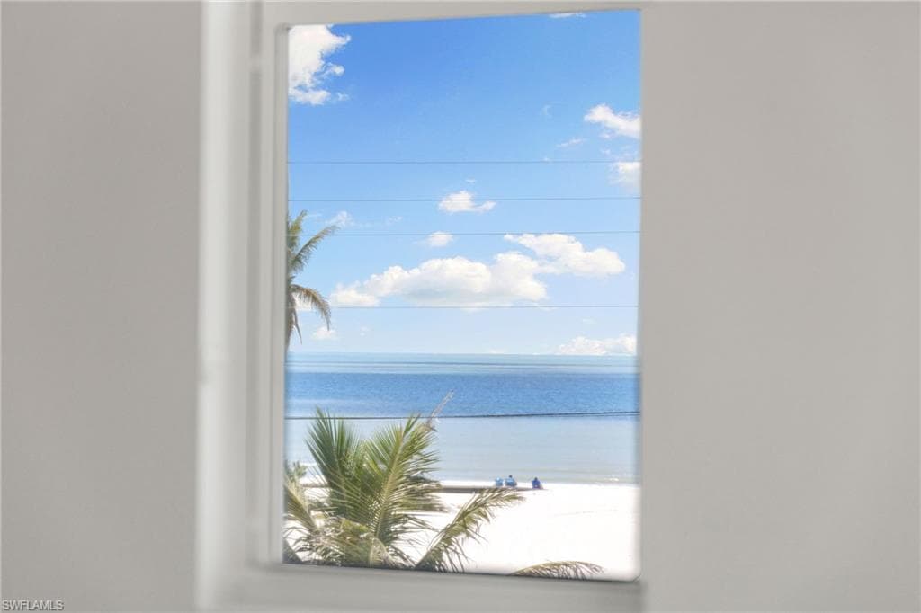 121 Hibiscus DR, FORT MYERS BEACH FL 33931-33