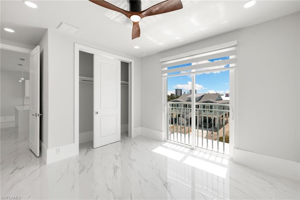 121 Hibiscus DR, FORT MYERS BEACH FL 33931-40