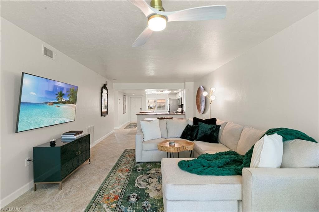 15171 Cedarwood LN # 3105, NAPLES FL 34110-6