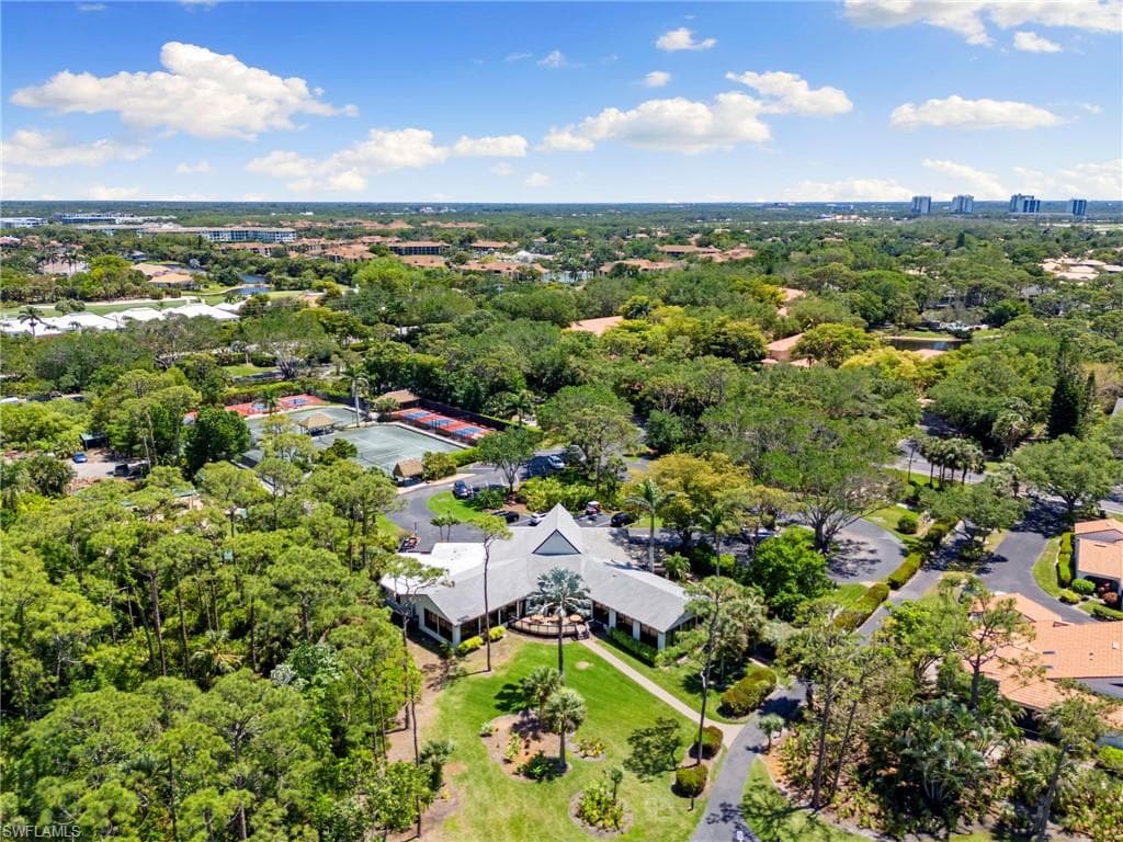 15171 Cedarwood LN # 3105, NAPLES FL 34110-2