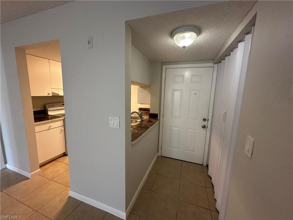 3417 Winkler AVE # 607, FORT MYERS FL 33916-2