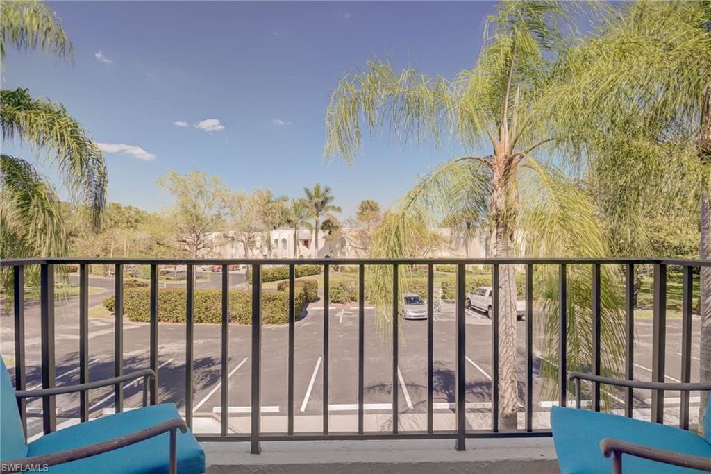 3323 Olympic DR # 723, NAPLES FL 34105-24