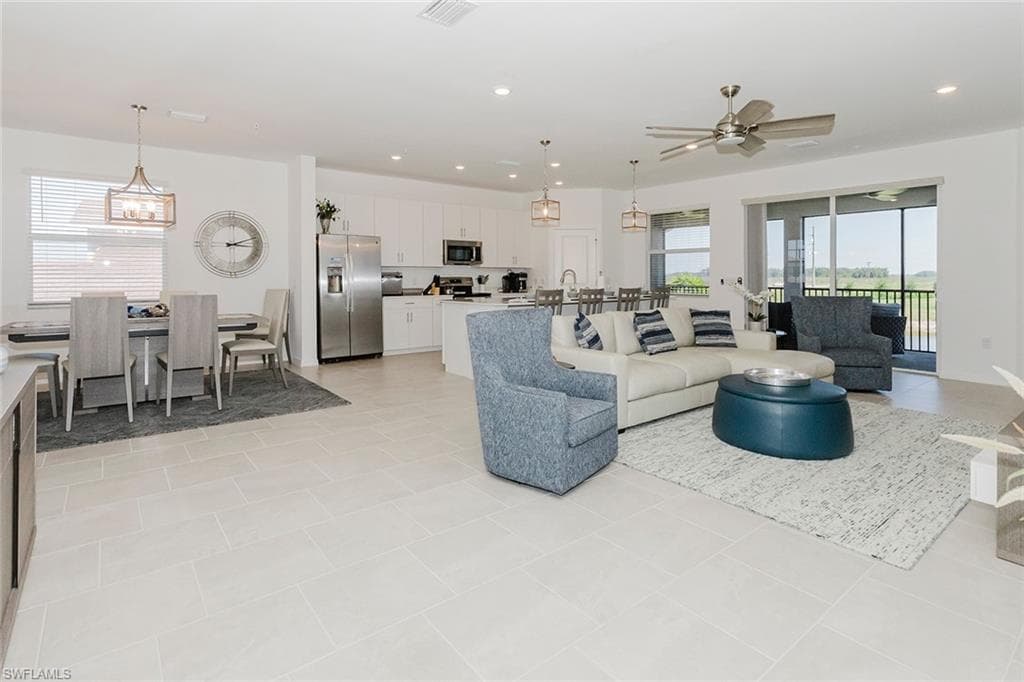 5728 Oakmont DR # 8921, AVE MARIA FL 34142-2