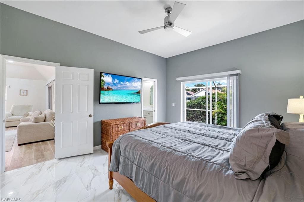 156 Sabal Lake DR, NAPLES FL 34104-7