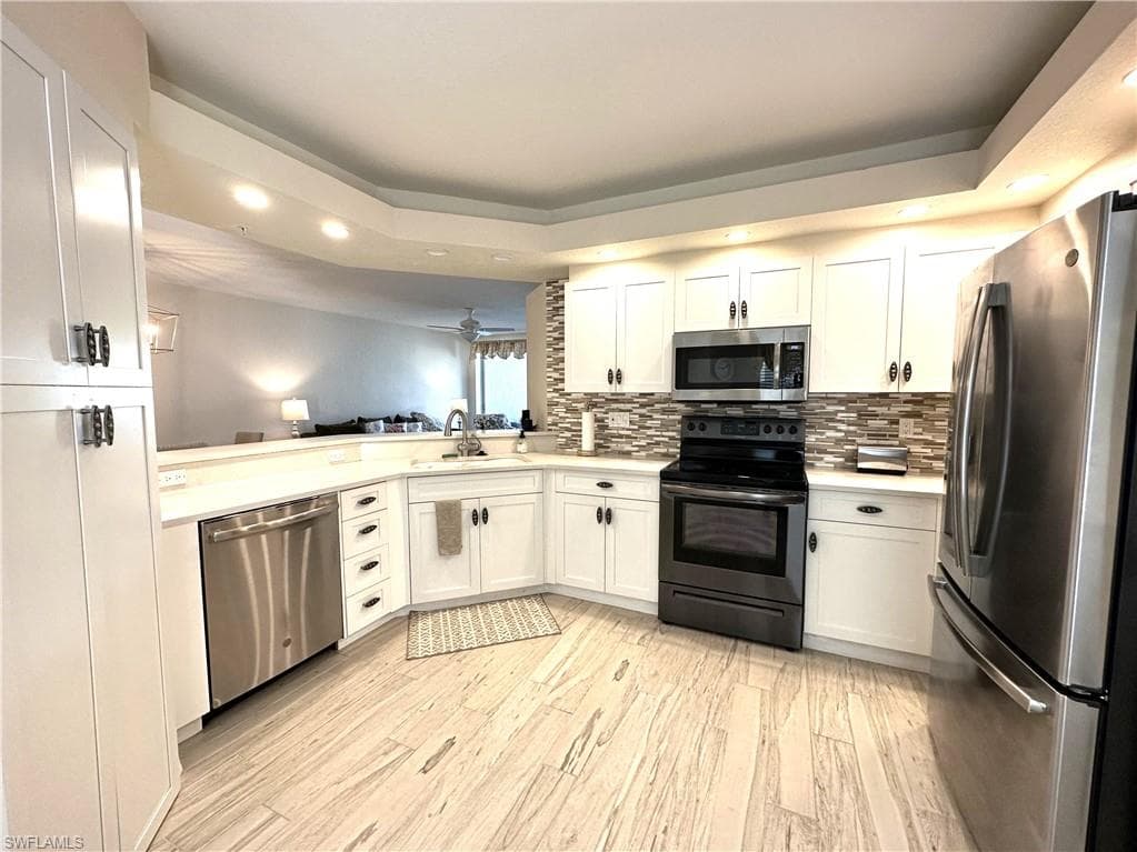 6816 Satinleaf RD S # 102, NAPLES FL 34109-4