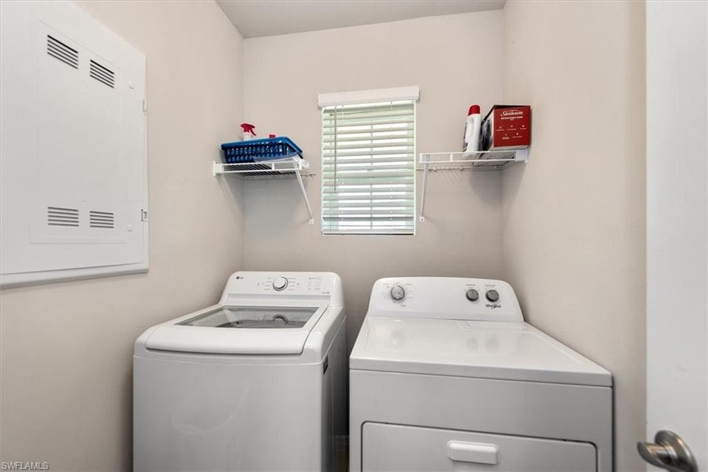 8813 Swell Brooks CT, NORTH FORT MYERS FL 33917-22