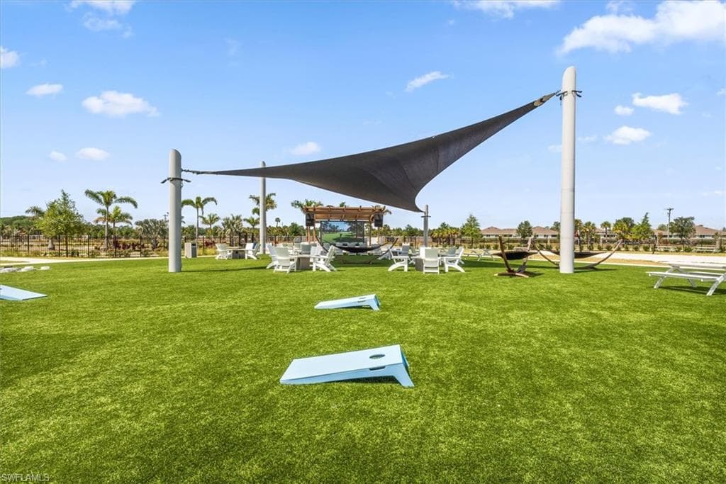 8813 Swell Brooks CT, NORTH FORT MYERS FL 33917-34