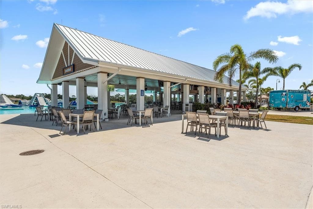 8813 Swell Brooks CT, NORTH FORT MYERS FL 33917-30