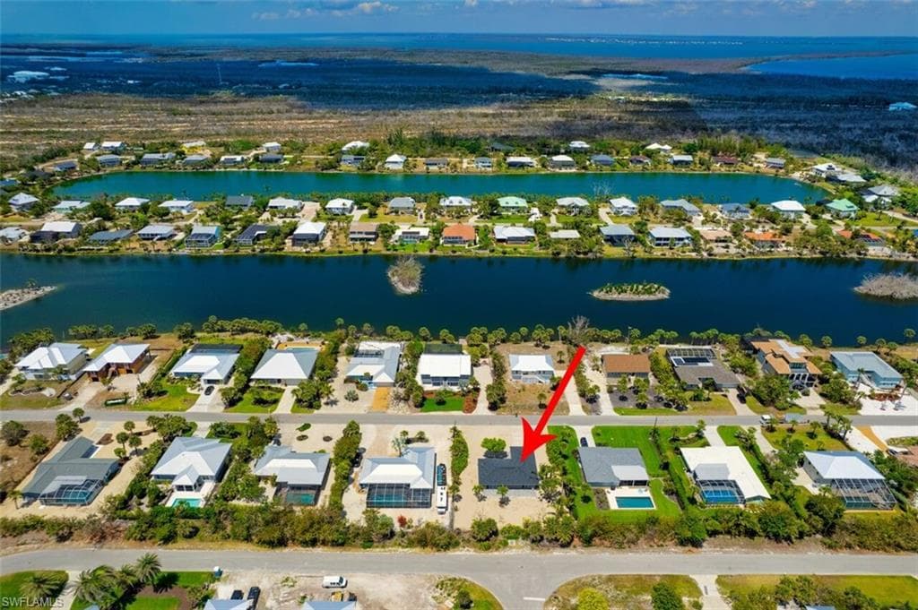 446 Lake Murex CIR, SANIBEL FL 33957-7