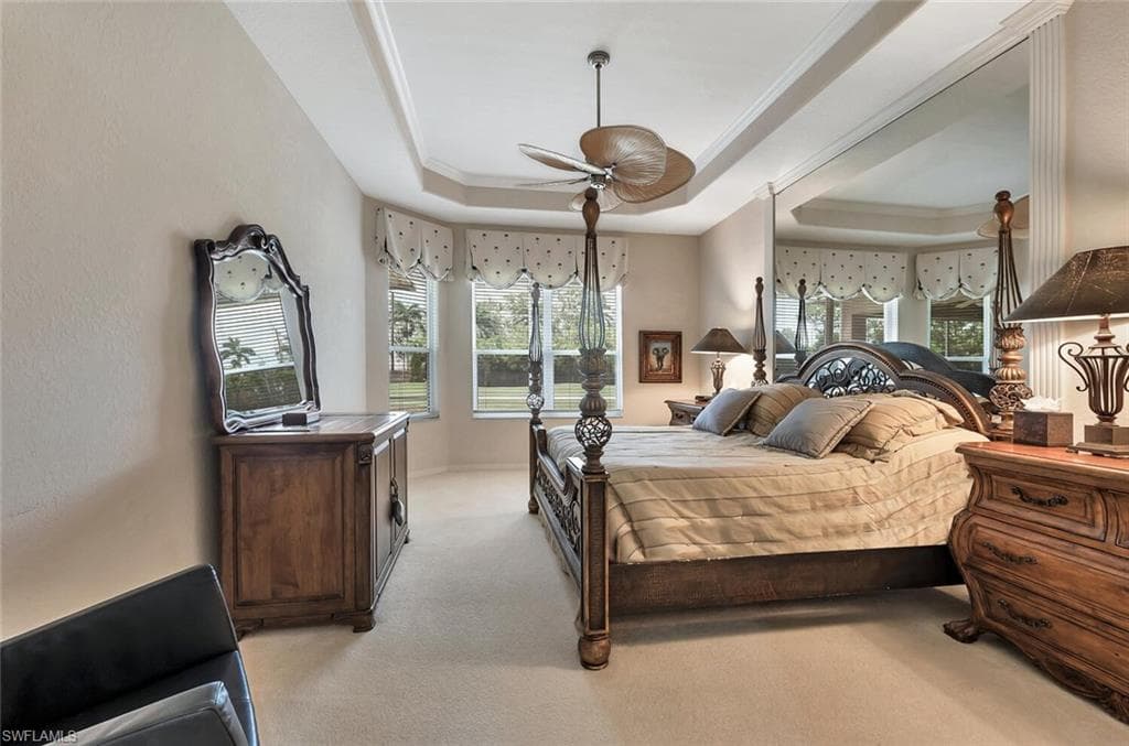 317 Harvard LN, NAPLES FL 34104-22