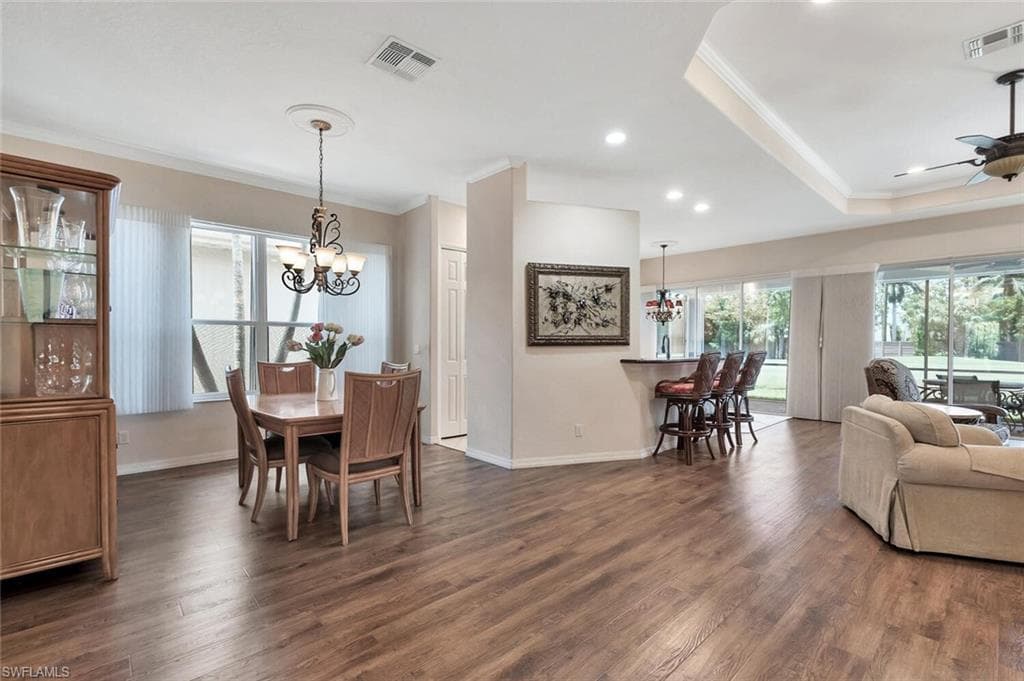 317 Harvard LN, NAPLES FL 34104-16