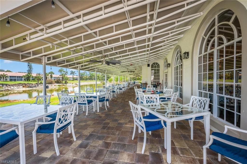 317 Harvard LN, NAPLES FL 34104-42
